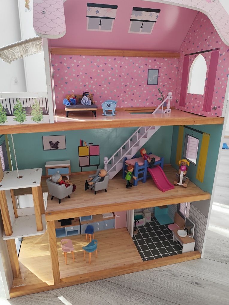 Drewniany domek dla lalek Lidl