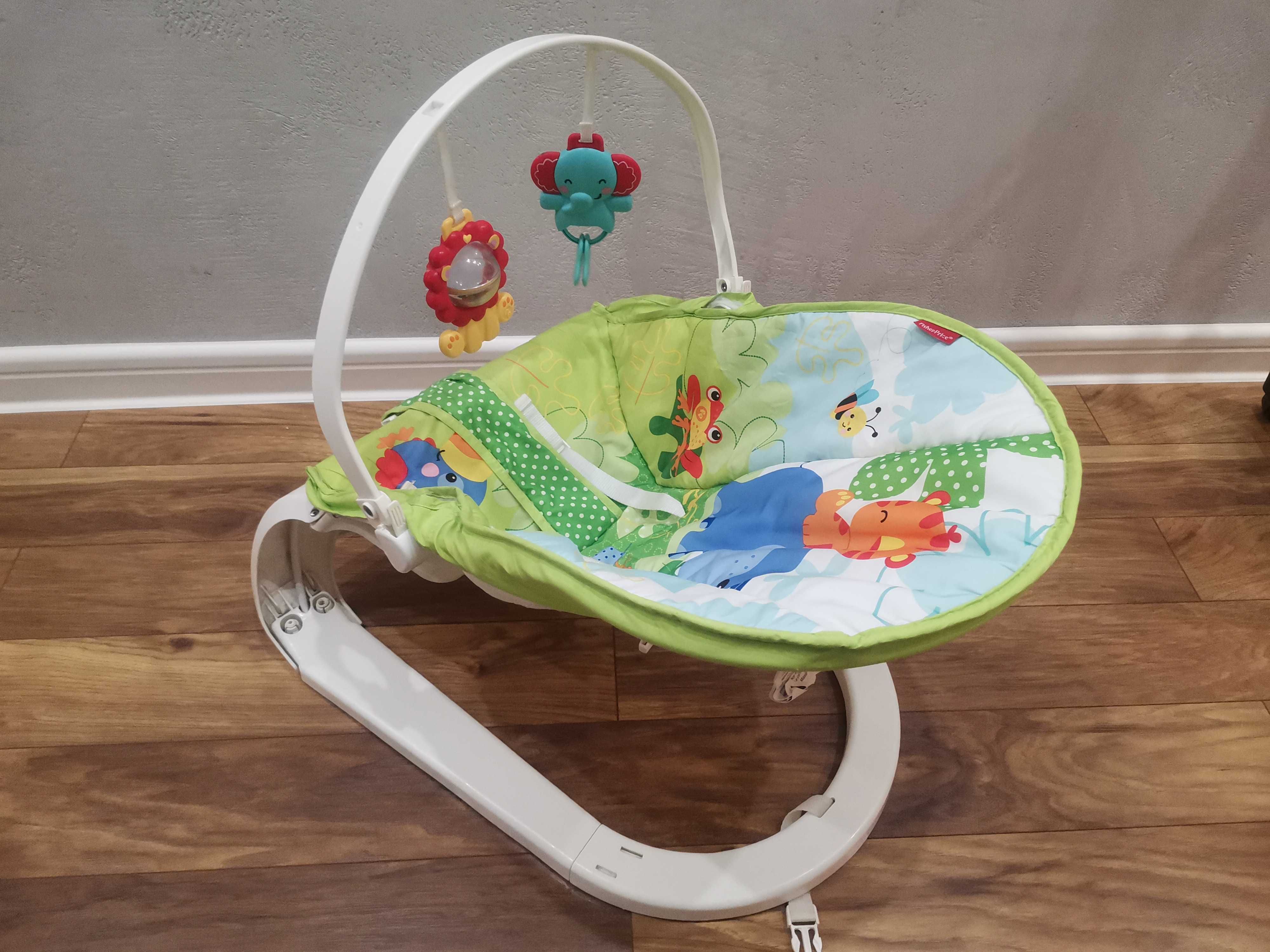 Leżaczek Fisher Price - Mattel leżaczek CJJ79