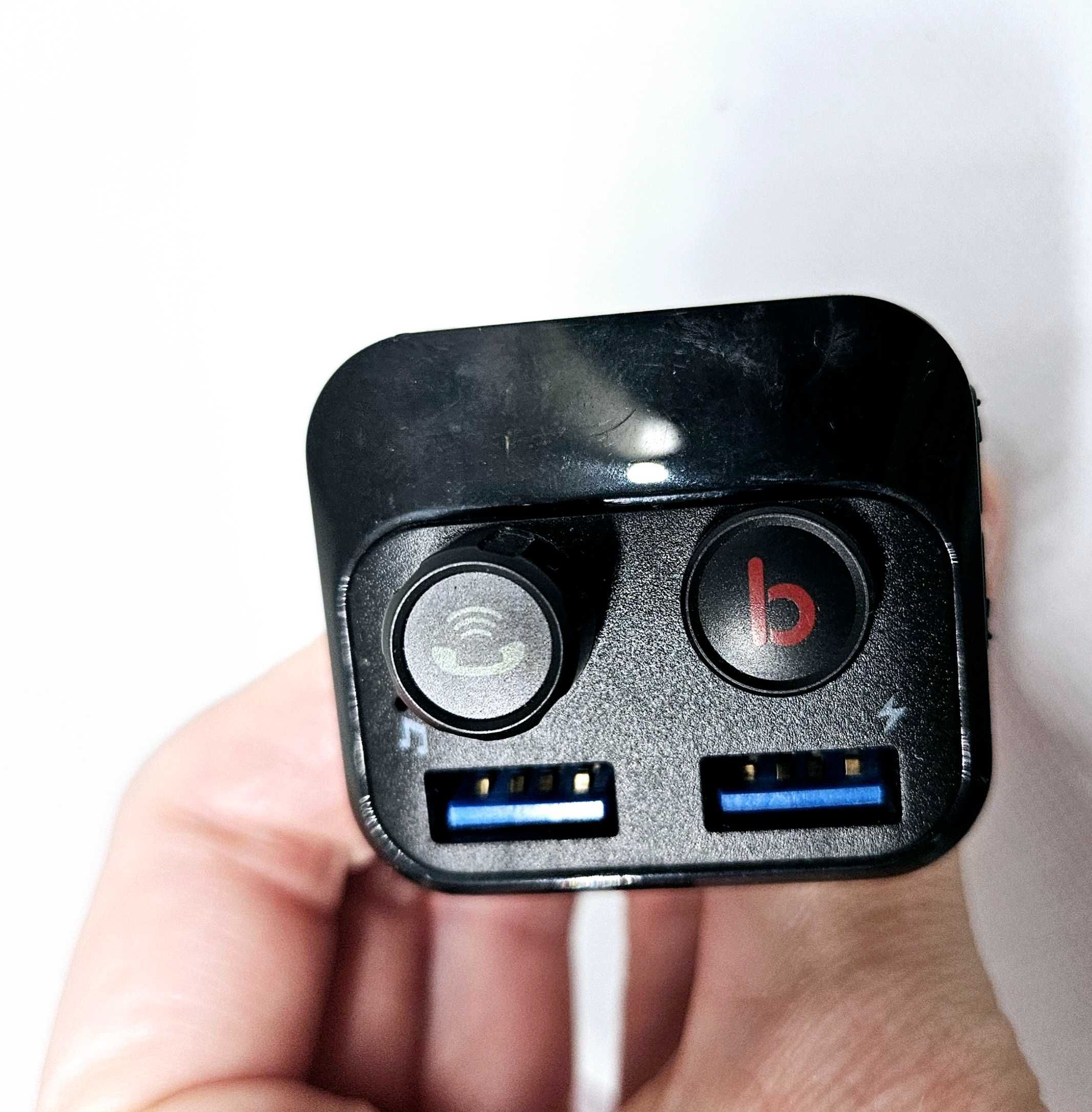 Ładowarka samochodowa zUSB 2 wejścia zestaw głośnomówiący bluetooth