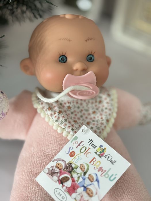 Іспанський мʼяконабивний ванільний пупс Nines d’onil