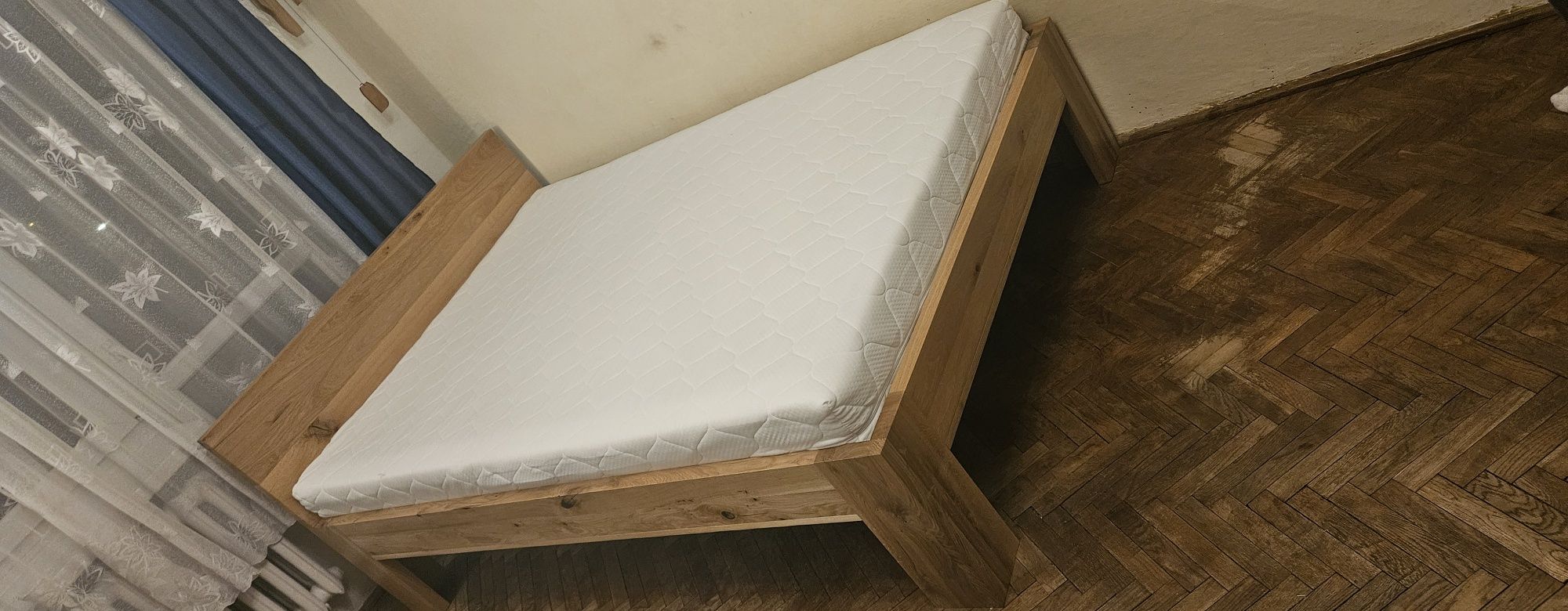 Łóżko dębowe rustykalne