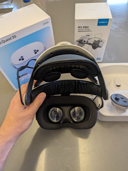 Meta Quest 3S 256 GB + Bobovr M3 Pro