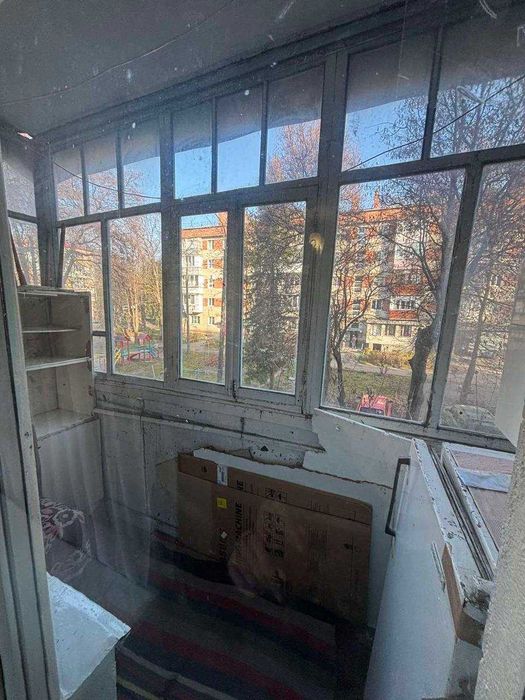 Здам в оренду 2х кімнатну квартиру в житловому стані на Виставці!