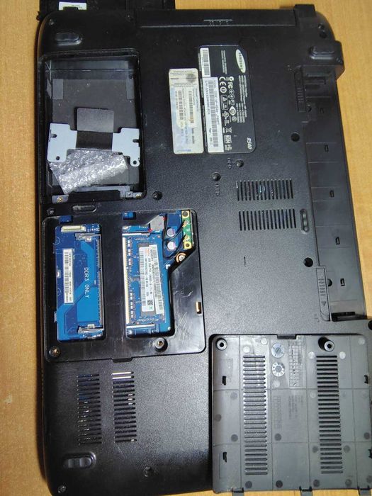 Samsung R540 Core i5/HD5400 ноутбук