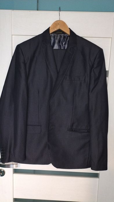 Garnitur Ferrano r. 54 (176) wełna+ jedwab