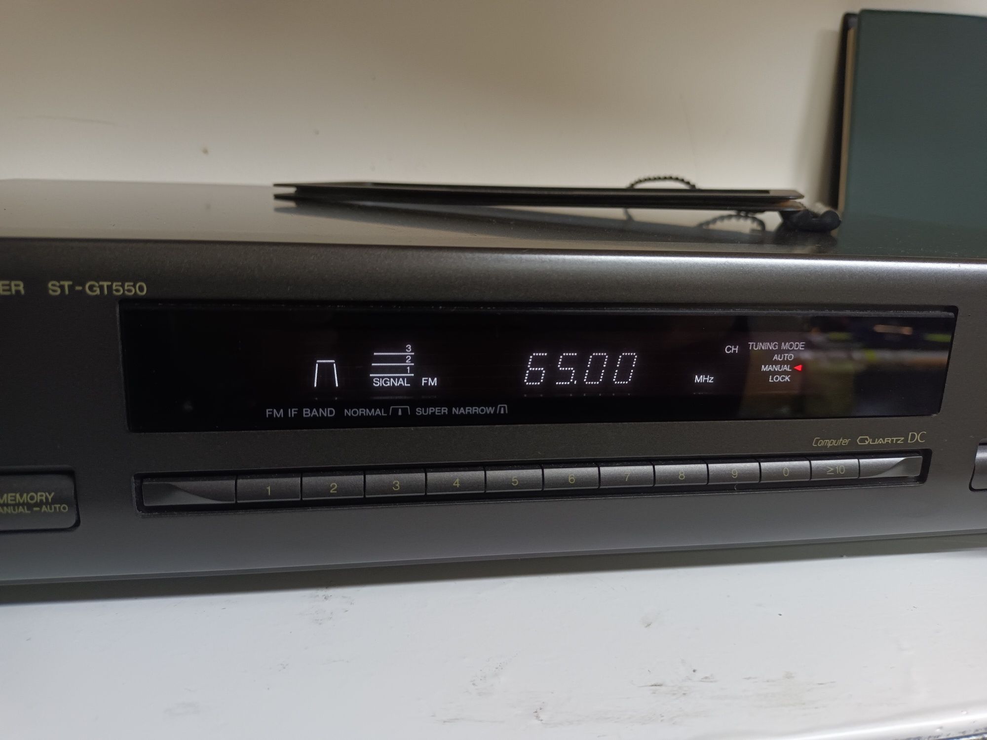 ST-GT550 Technics Stereo Synthesizer Tuner Radio Technics