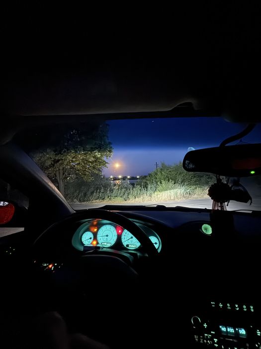 Продам Chrysler 300m