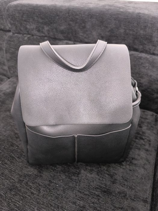 Mochila NOVA em Pele da ZARA