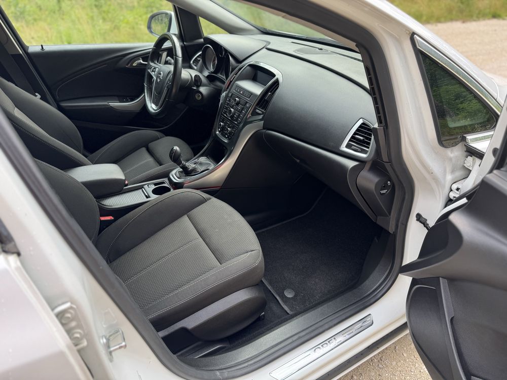 Opel Astra J, 2012, Full opcja