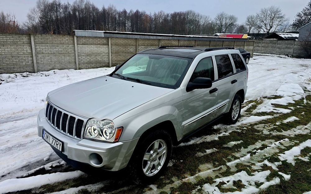 Jeep Grand Cherokee Sprzedaż jako uszkodzony stan bdb
