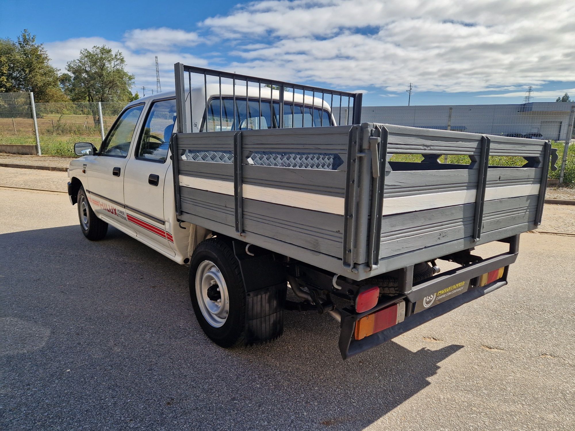 Toyota Hilux 2.4d 5p