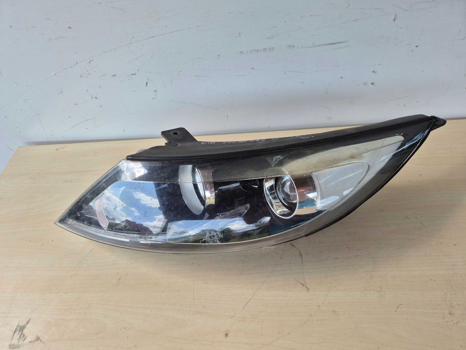 Kia Sportage III lift lampa przednia lewa przód led.