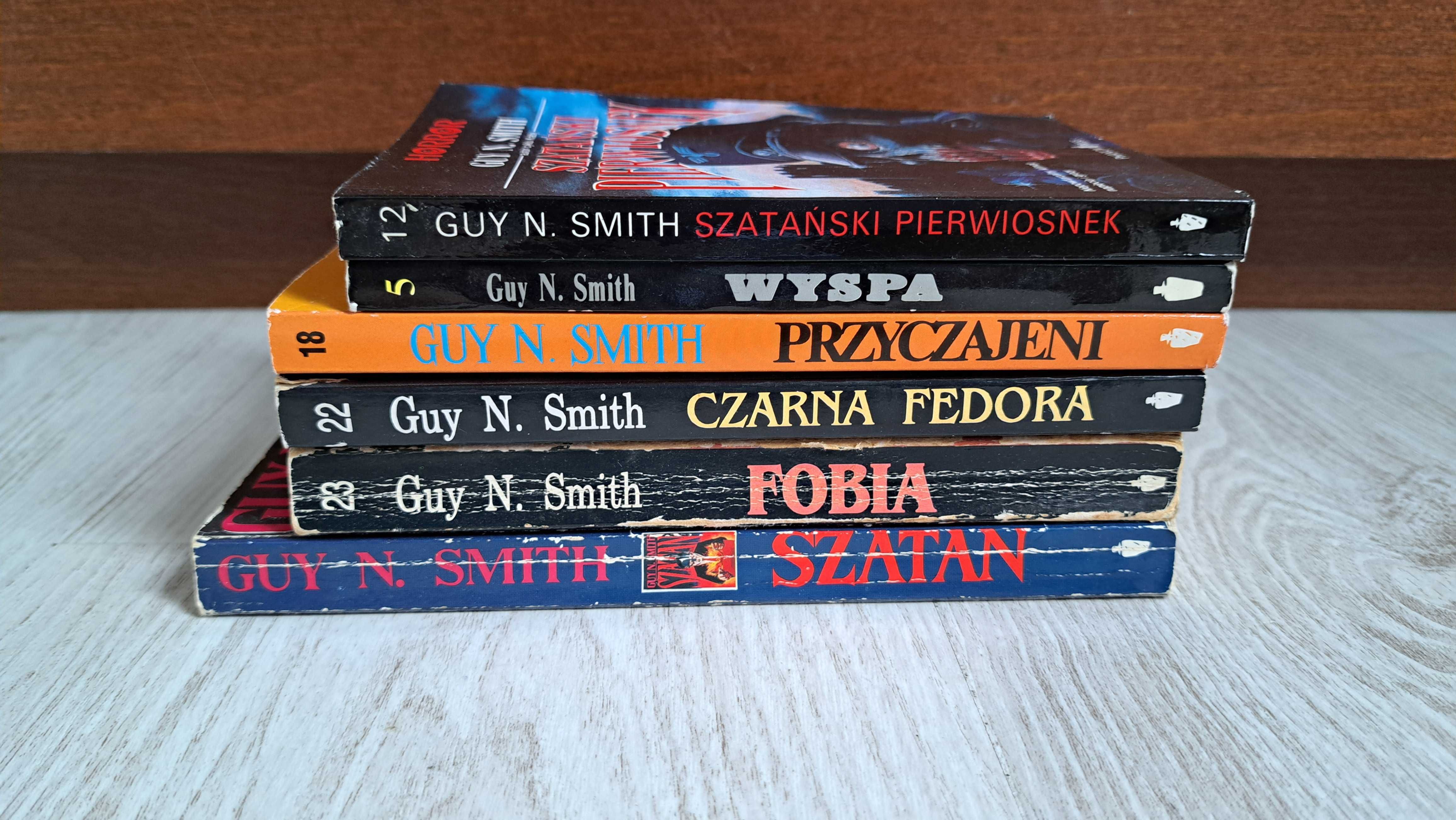 Guy N. Smith Szatan Fobia Przyczajeni Wyspa Szatański pierwiosnek