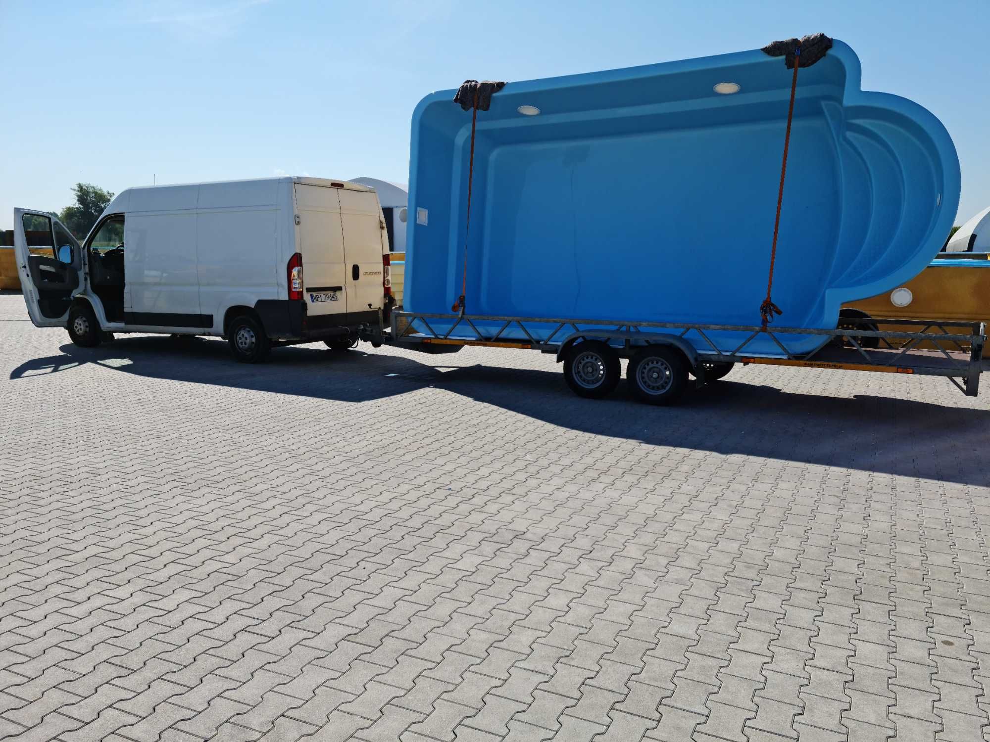 Przeprowadzki Warsazawa transport bagażówka samochody z windą 24/7