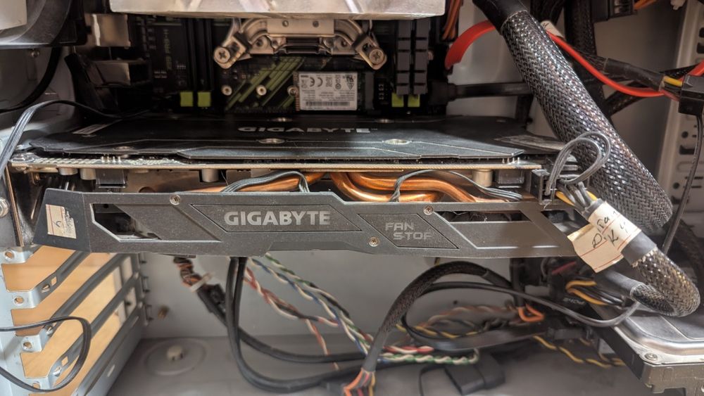 Игровой ПК на RX 480 4GB Gigabyte