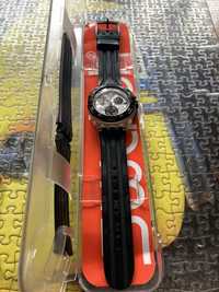 Relógio Swatch Legendary Eagle SUIK400