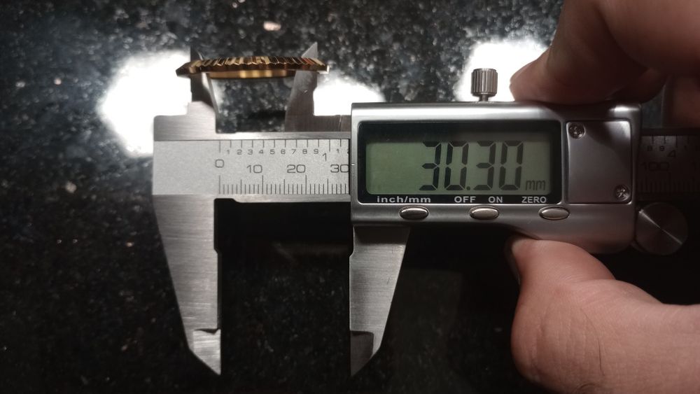 Złoty bezel ramka wkładka do zegarka Rolex Tudor zamiennik 36mm