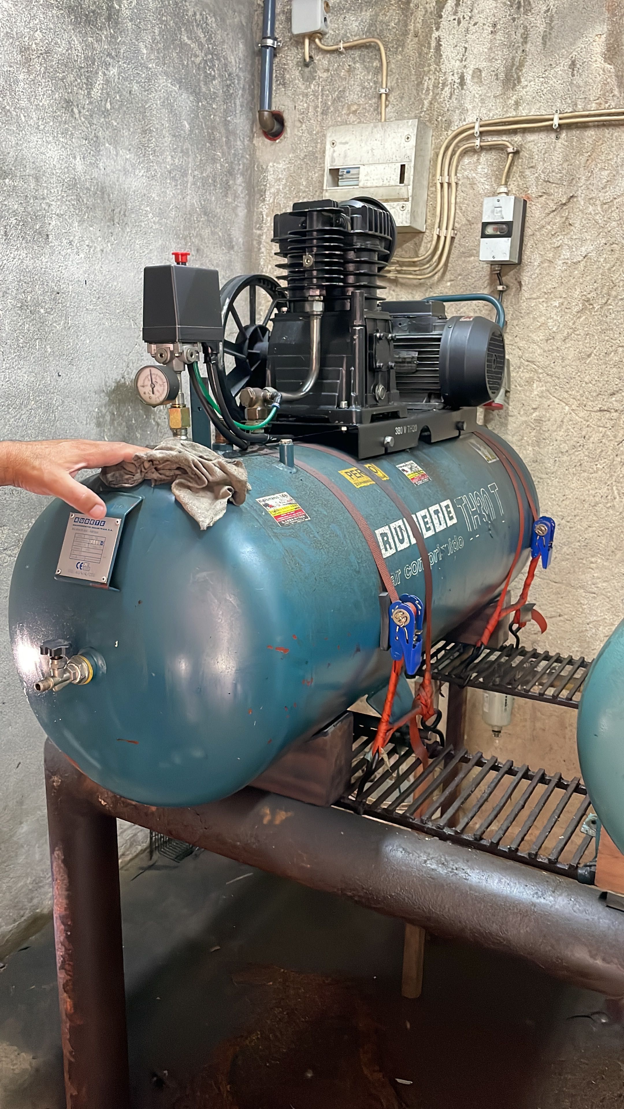 Compressores de fábrica