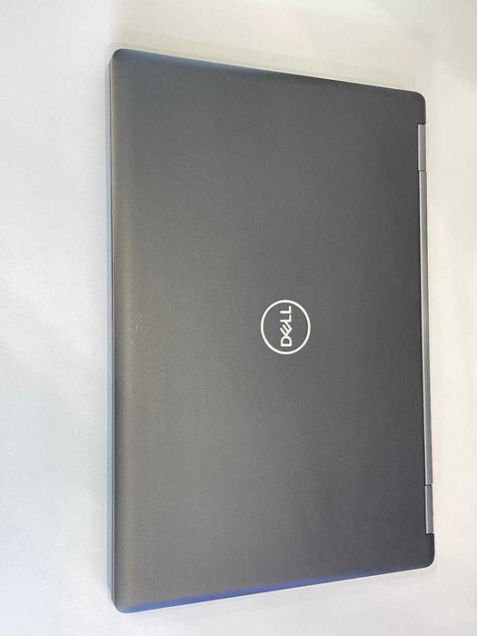 Ноутбук Dell Latitude 5590 15'6 i7-8650U/16 gb ram/512  ssd