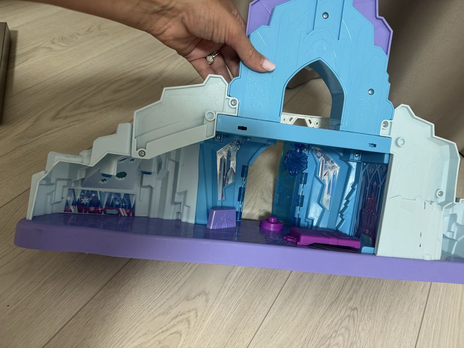 Палац Ельзи (великий58на 40см).Ориг.