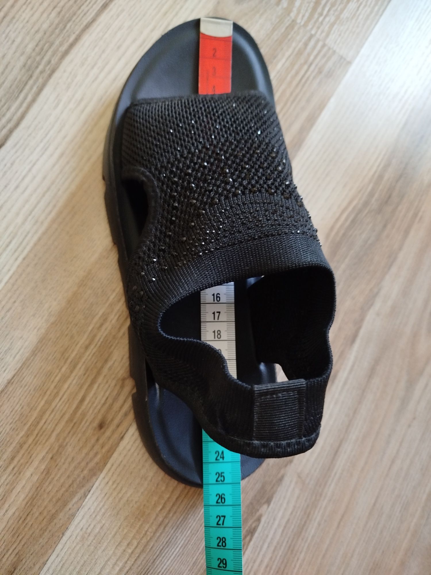 Sandałki czarne 38  stopa 23,5cm