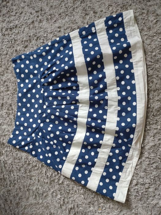 Spodniczka granatowa w biale groszki rozmiar S