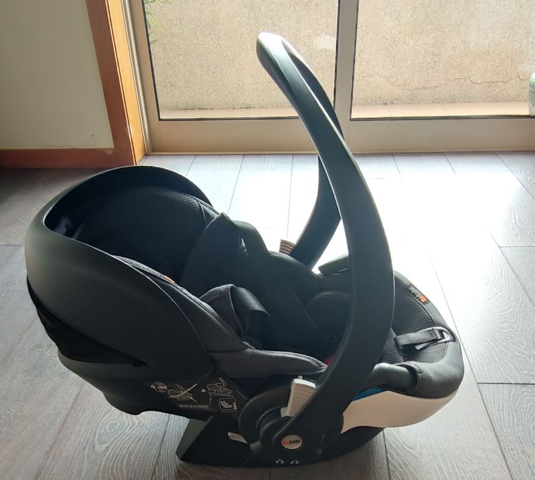 Cadeirinha de bebê (ovinho)