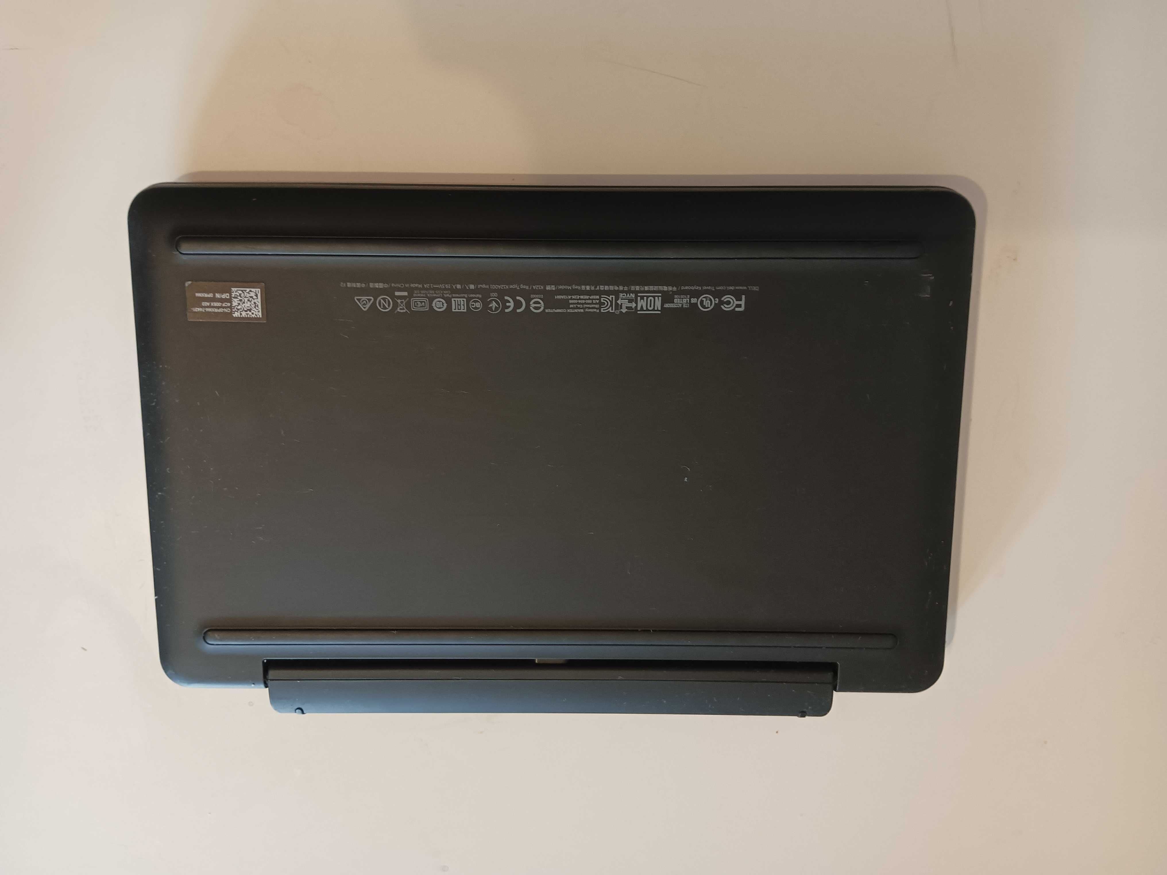 Tablet Dell Venue 11 pro + klawiatura + stacja dokująca + etui