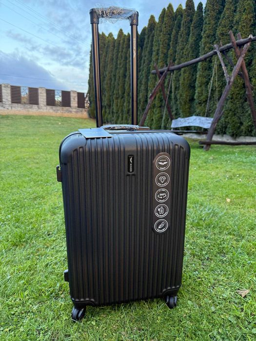 Валіза дорожня на 4х колесах Чемодан з полікарбонату 38л 63л 97л WINGS