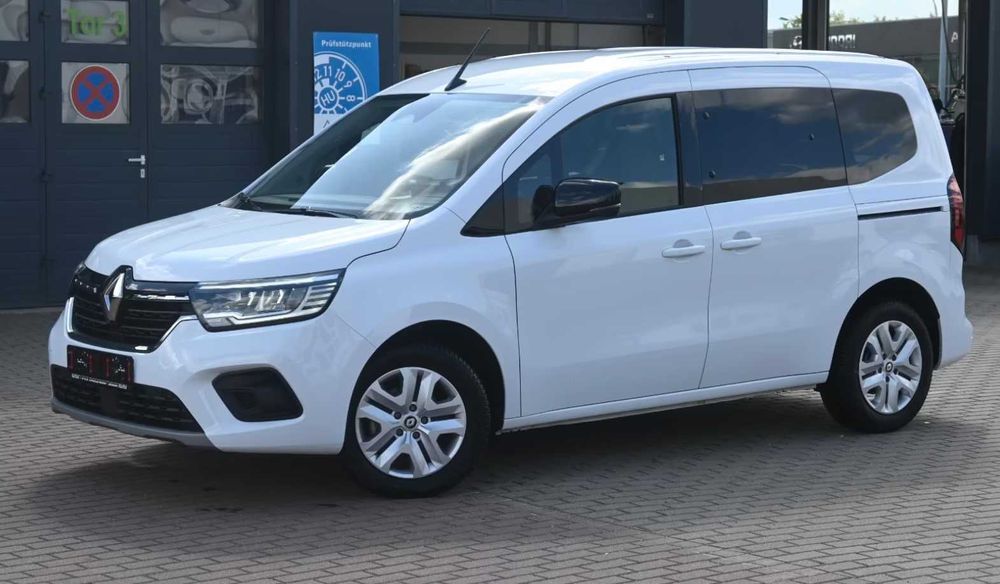 Бампер Renault Kangoo Express запчастини Рено Кенго Експрес разборка