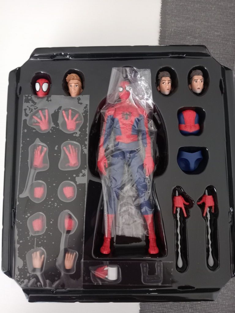 Coleção Sentinel Spiderman