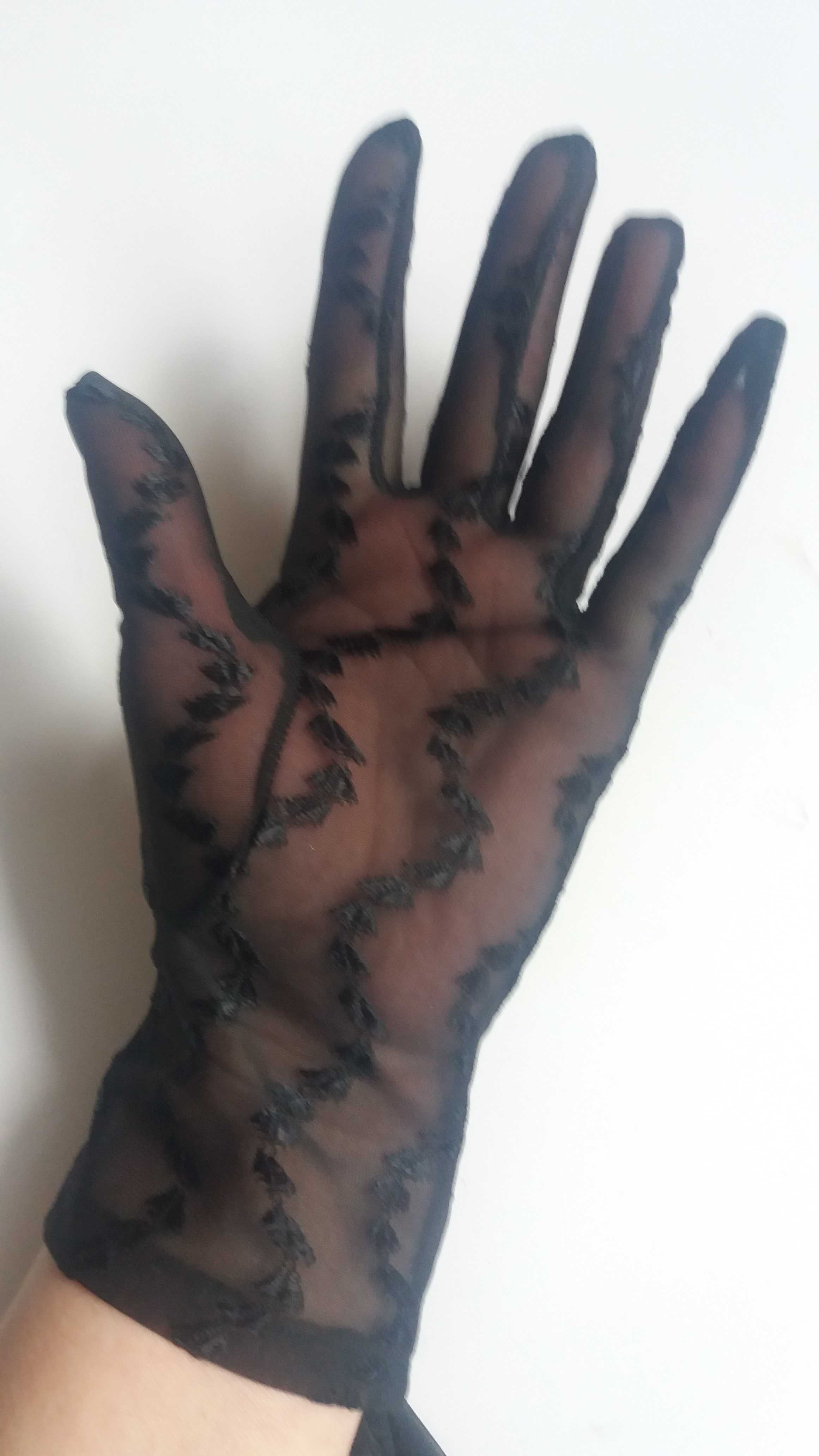 Rękawiczki czarne haftowane