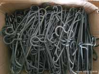 Продам вішаки чорні 40см.