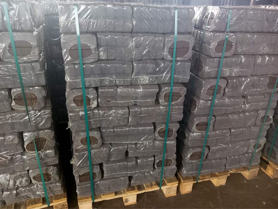 Торфбрикети для опалення .