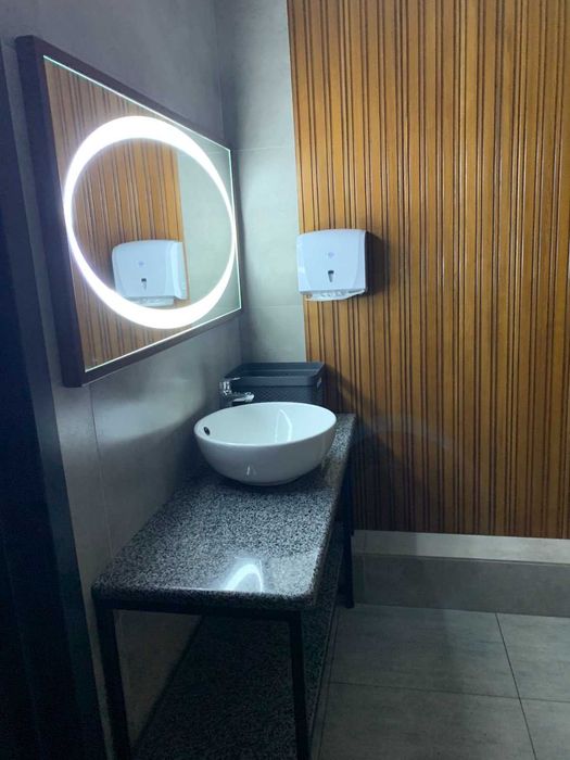 Здам в оренду Приміщення вільного призначення в центрі міста.