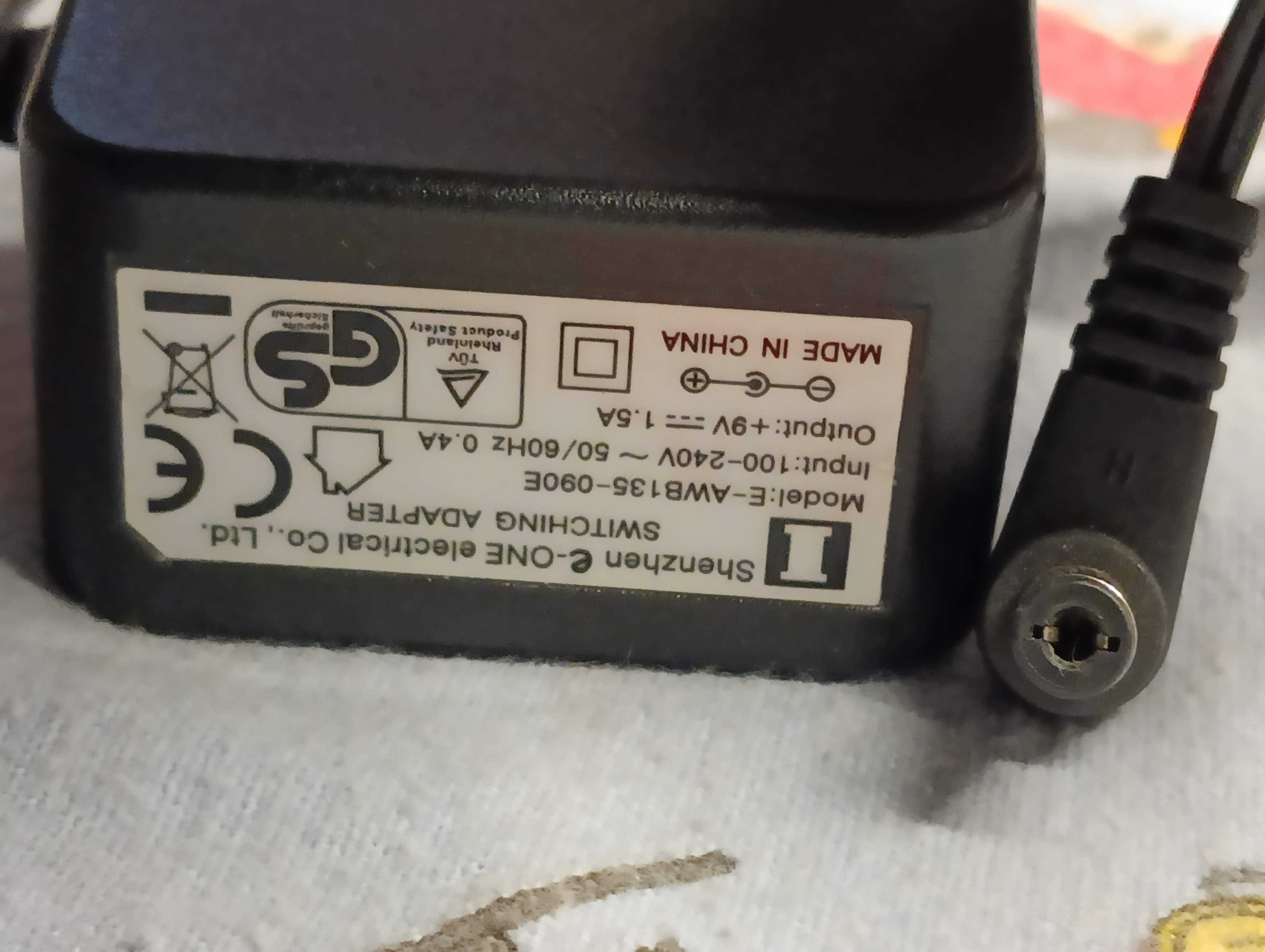 Блок питания живлення 9V 1.5A E-AWB135-090E (5.5X2.1mm)