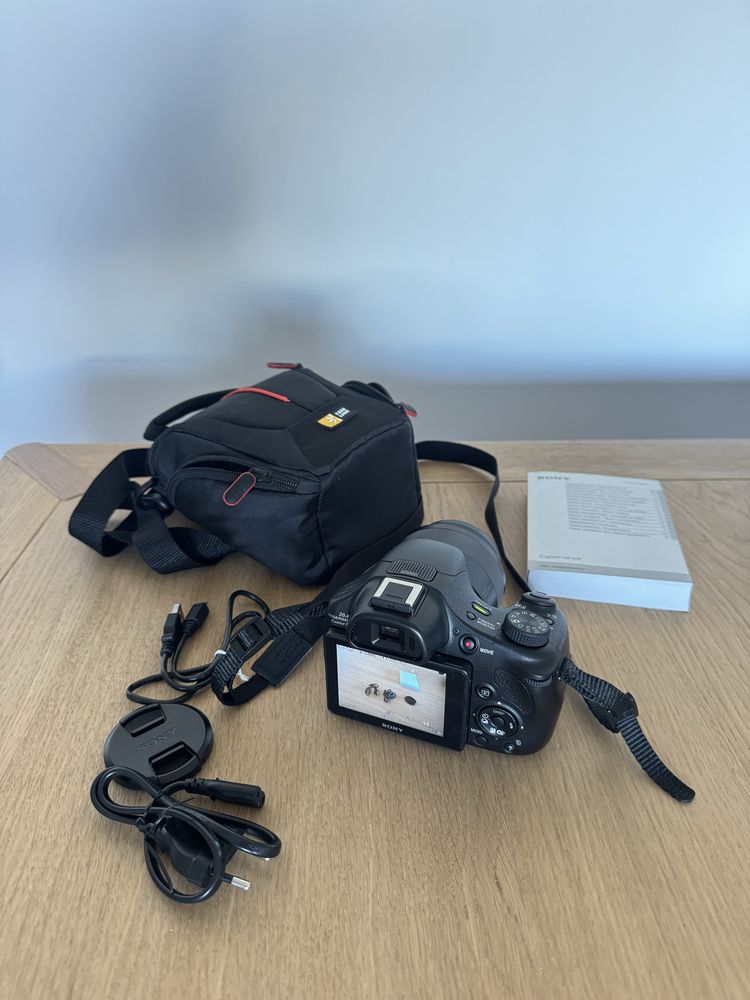 Sony DSC-HX400V (20.4MP | 50x Optical Zoom)