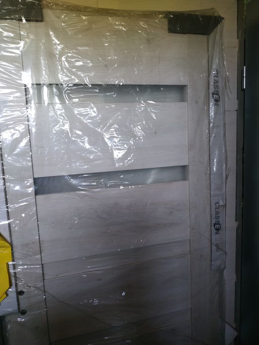 Drzwi wewnętrzne 80 lewe