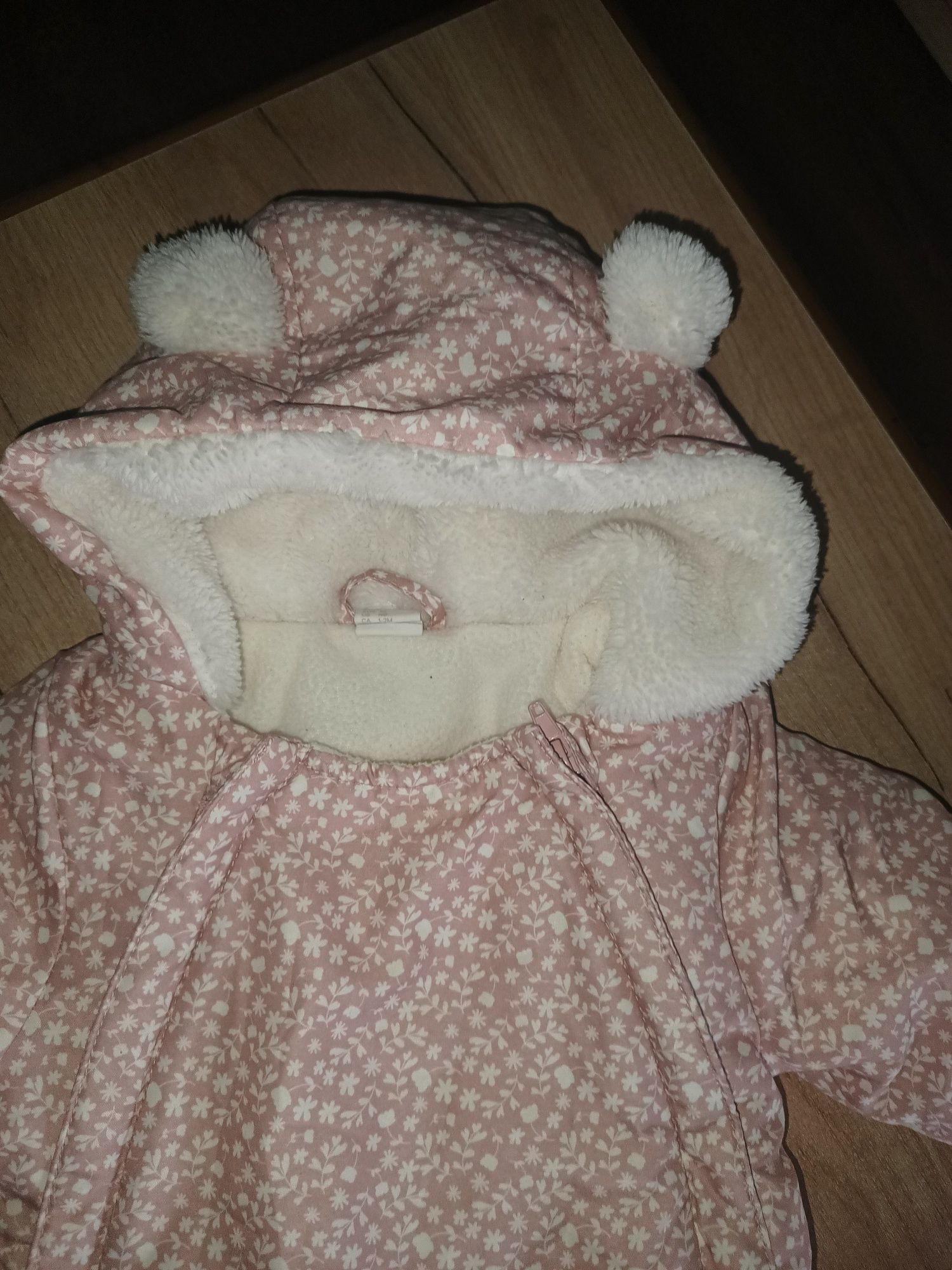 Piękny Kombinezon h&m jak nowy piękny wzór 56cm