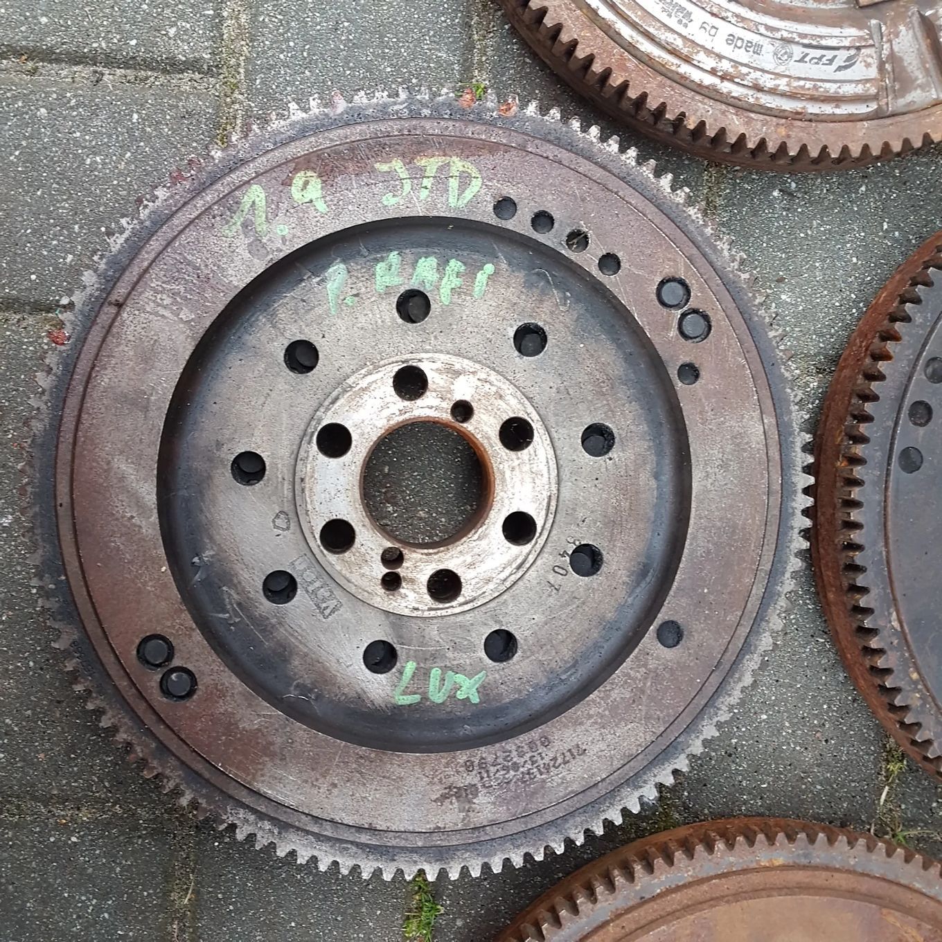 dwumas dwumasa koło zamachowe sprzęgło doblo punto mito bravo II stilo scudo multipla brava 1.9 8v 16v jtd