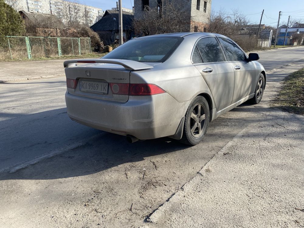 Honda Accord 2.0 газ бенз