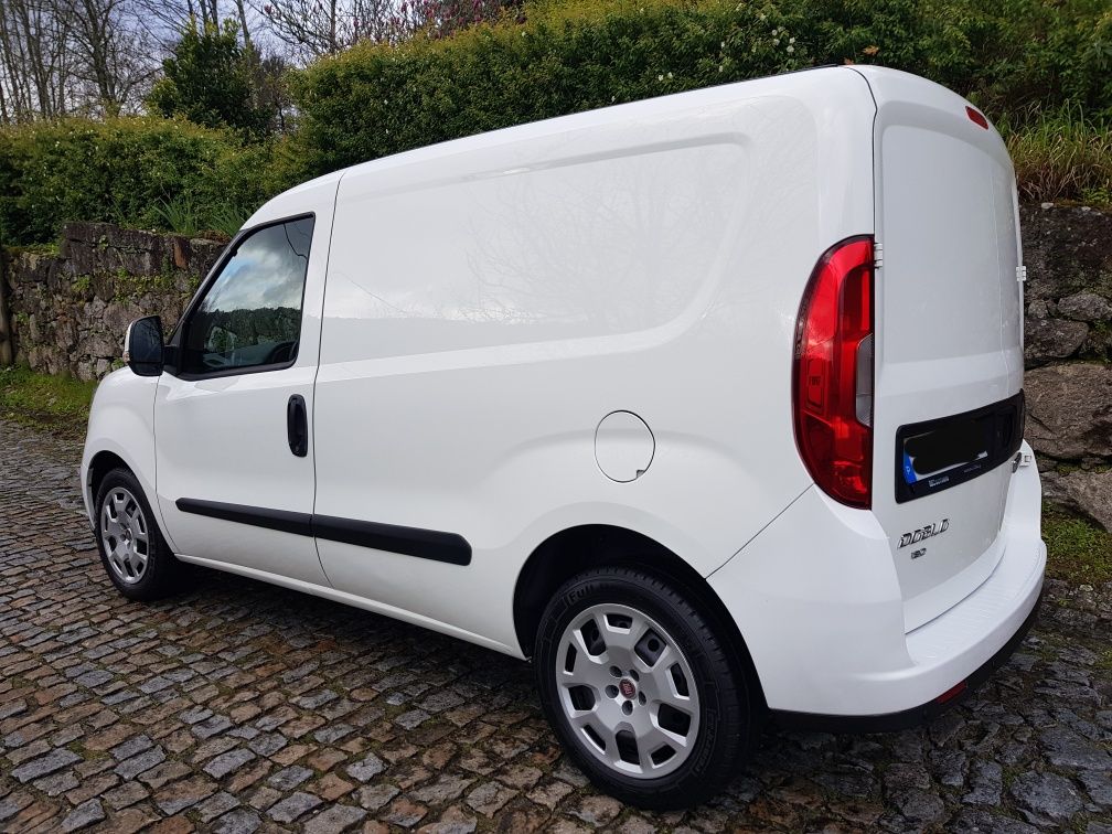 Fiat Doblo 1.6 M-Jet 120cv cx6*2018*IVA dedutível* poucos kilometros*