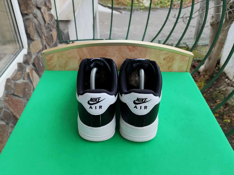 Nike Air Force 1 low '07 Шкіра Кросівки 2022 рік/43-27,5 см.