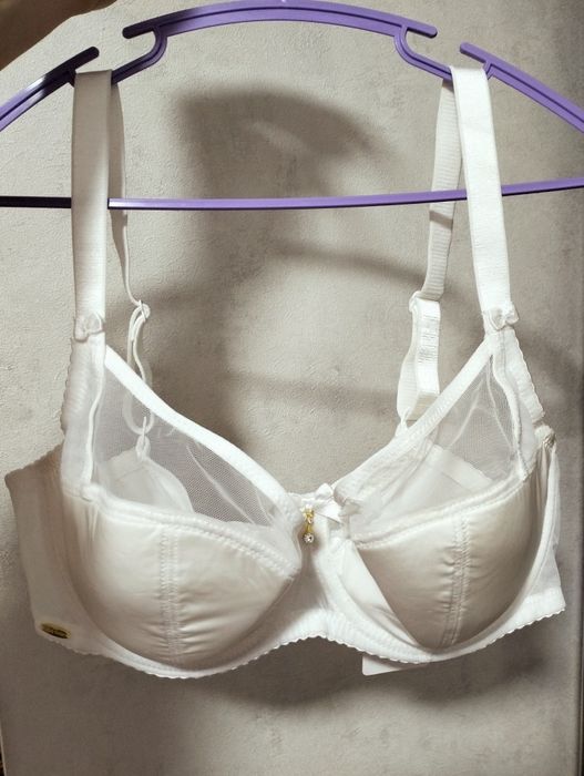 Бюстгальтери Lanny Mode чашка D,E