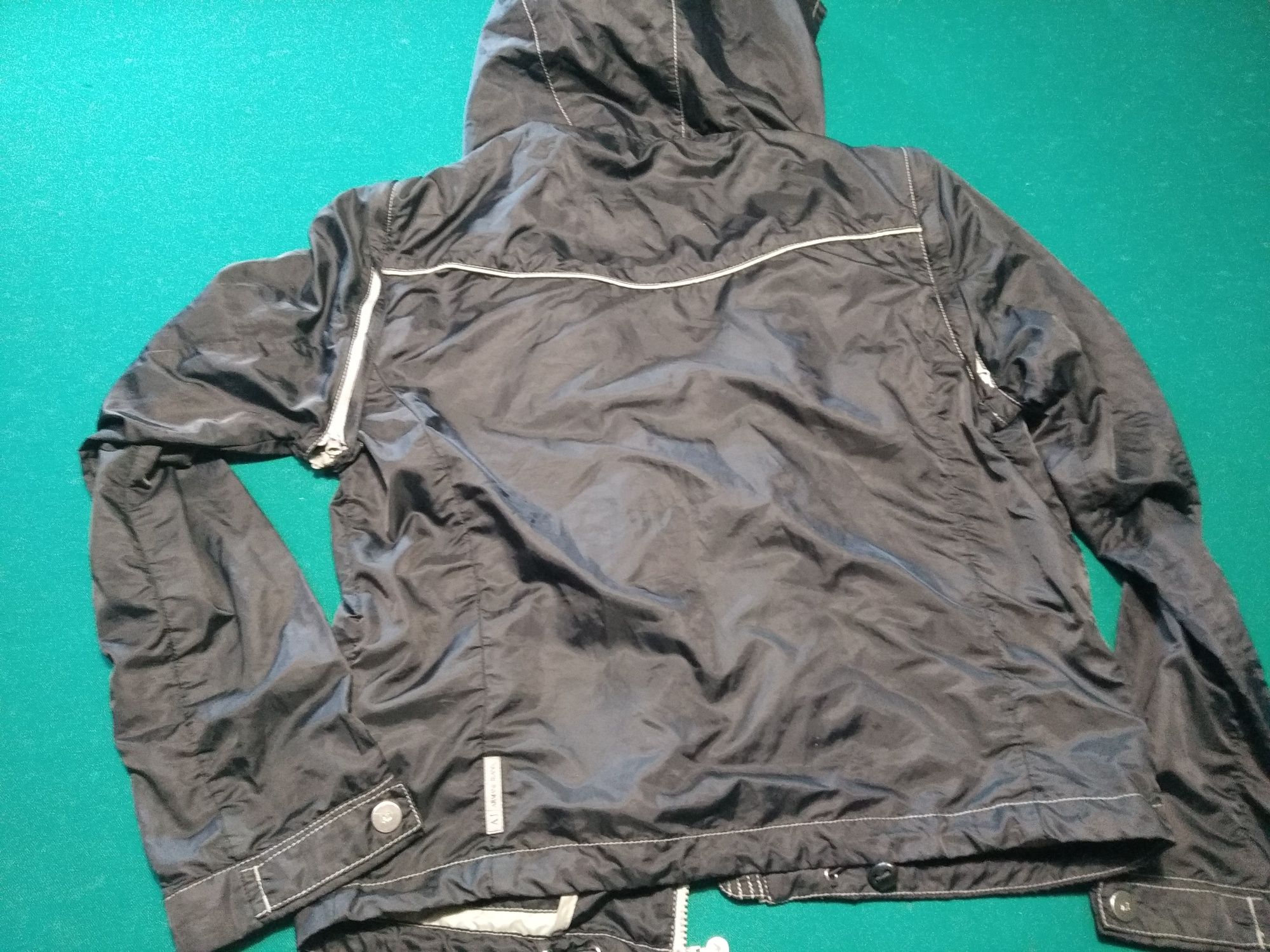 Куртка р.46-48 ветровка Armani