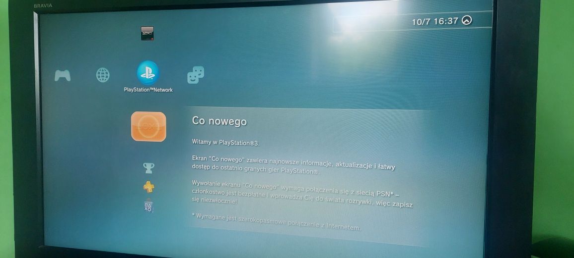 Ps3 z kablem zasilającym i HDMI