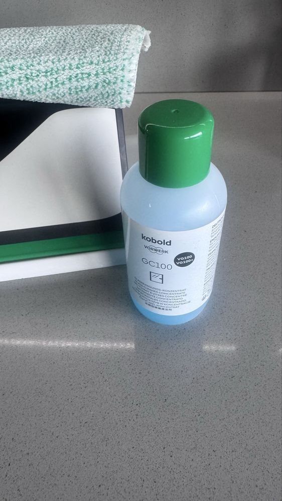 VG100 com duas microfibras e detergente