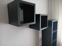 Dois cubos pretos do IKEA