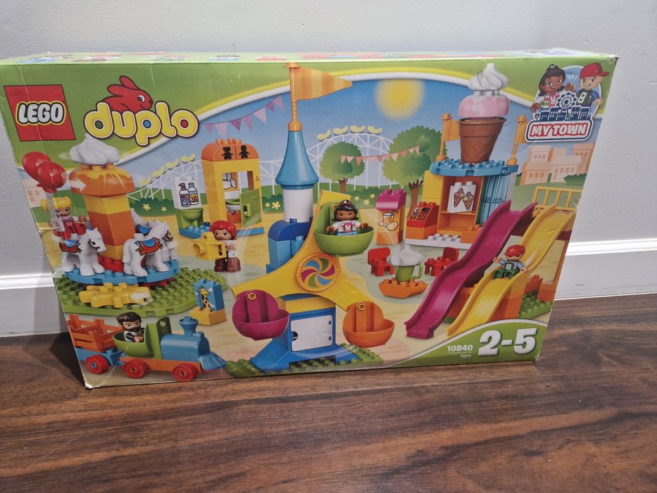 Wesołe miasteczko Lego Duplo 10840