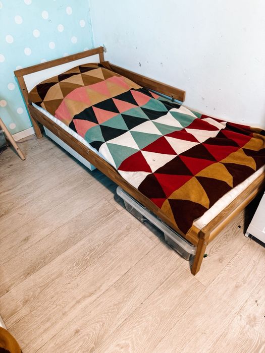 łóżko dziecięce IKEA SNIGLAR 70 x 160 z materacem